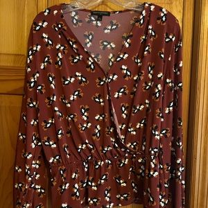 Banana Republic Business top size L